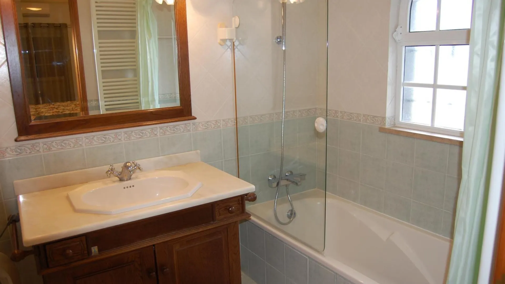 Villa Monte Alegrete With 3 Bedrooms And Sea View Faro