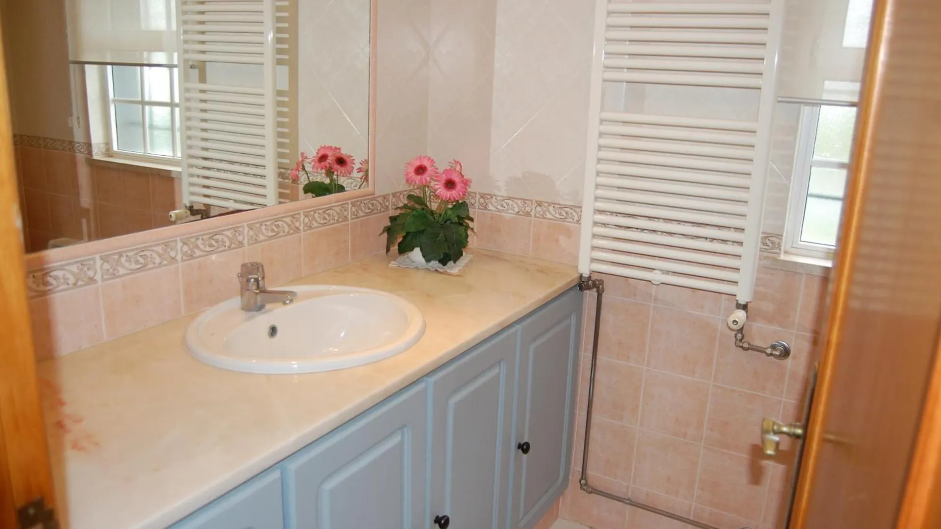 Villa Monte Alegrete With 3 Bedrooms And Sea View Faro Portugal